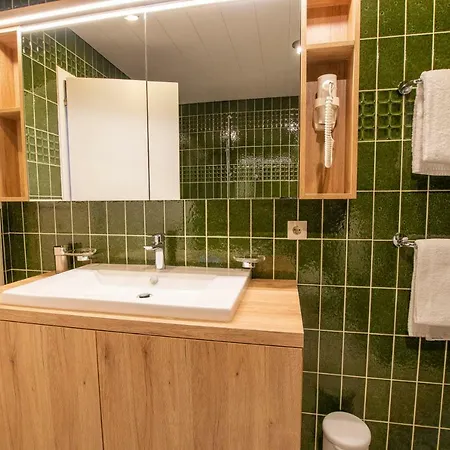 Sonnseitn 아파트 *